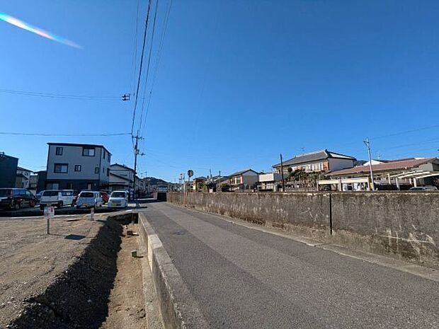 北側道路 東から西方向