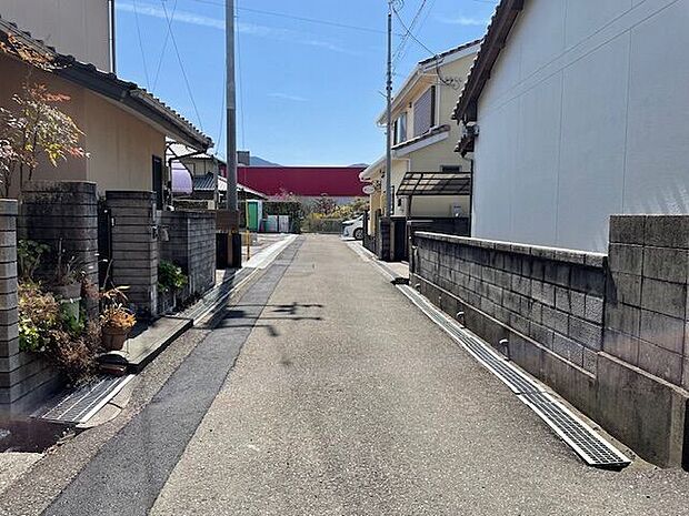 ★神田小学校★南北側道路 北から南方向