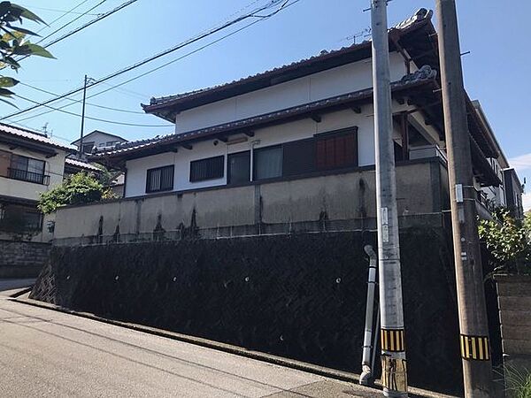 標高約19mの高台ですので、洪水や津波ハザードエリアには入っておりません