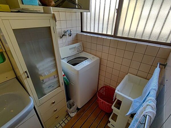 洗濯機置場
