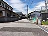 外観：北側道路 東から西方向