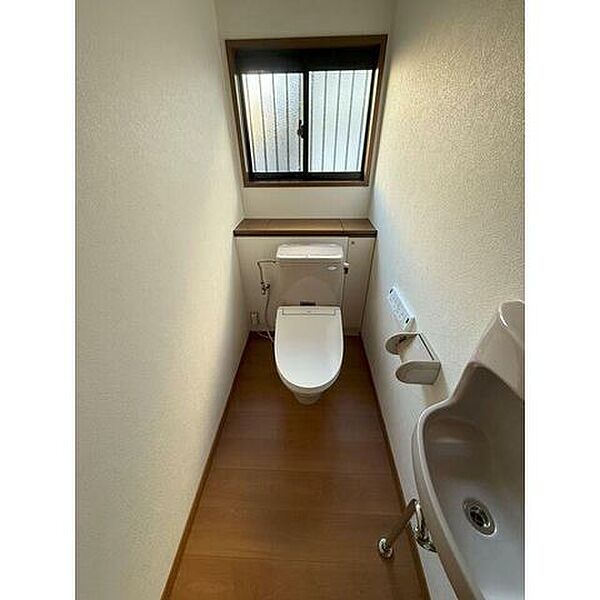 トイレを拡大表示