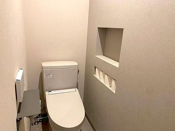 トイレを拡大表示