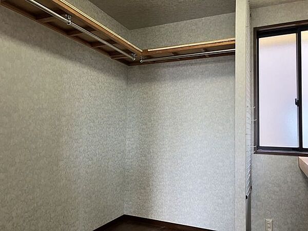 4.3帖納戸