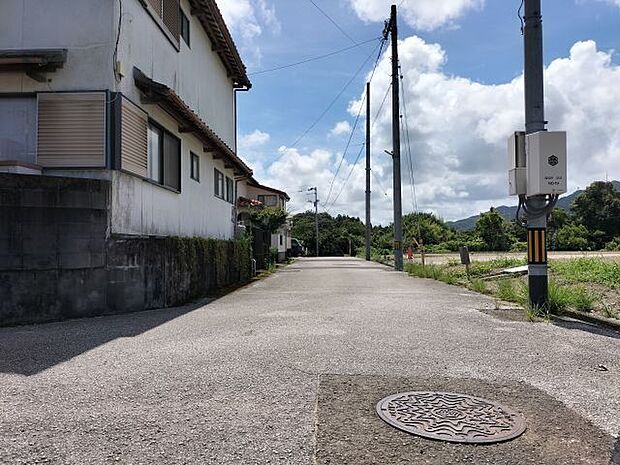★横浜小学校★南側道路 東から西方向