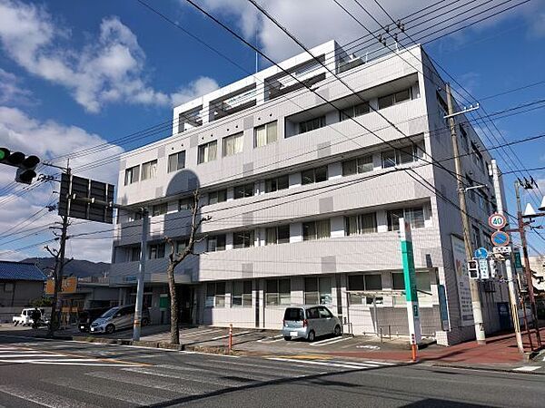 井上病院 350m
