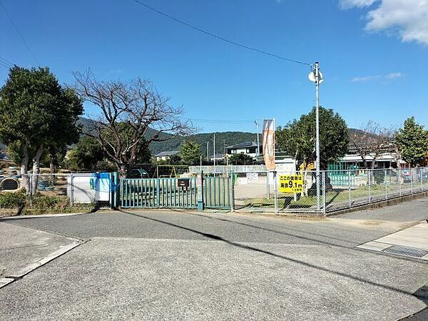 土佐市立愛聖保育園 500m