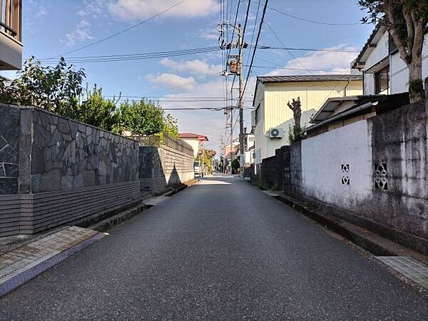★初月小学校★北側道路 西から東方向