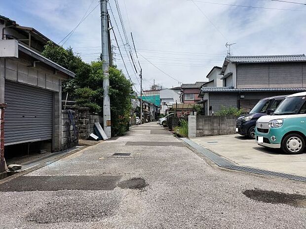 ★神田小学校★北側道路 西から東方向