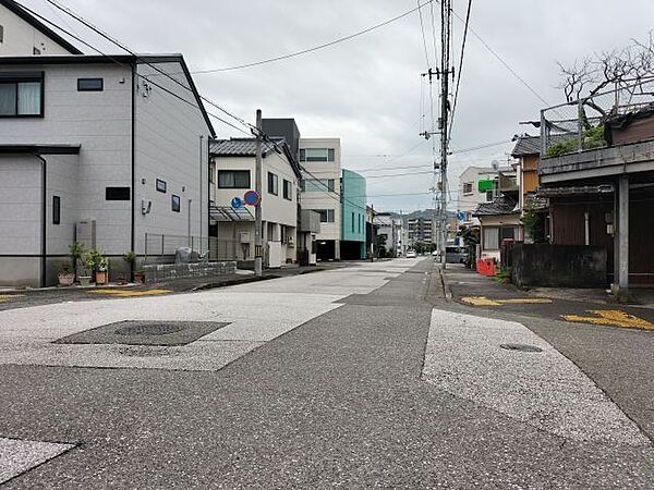 ★潮江小学校★東側道路 北から南方向
