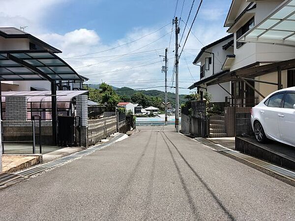 ★初月小学校★南側道路 西から東方向