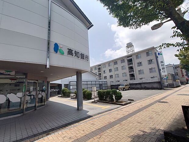 高知銀行 竹島支店 500m