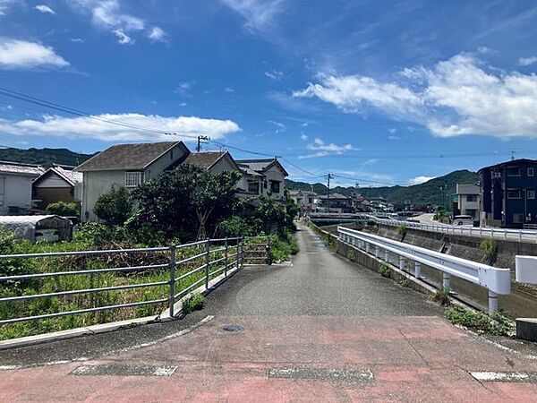 ★宇佐小学校★西側道路　北から南方向