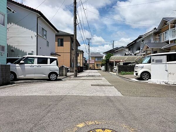 ★初月小学校★西側道路 東から西方向