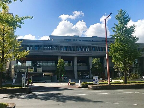 高知市役所 400m