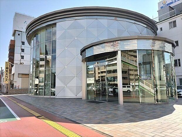 高知信用金庫下街支店 450m