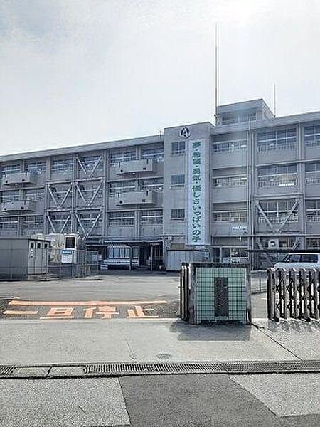 高知市立朝倉第二小学校 1800m