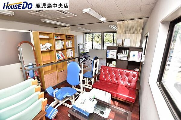 【2階事務所】