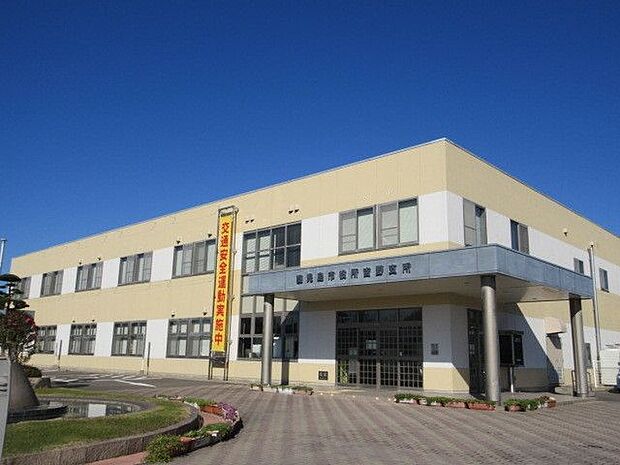 鹿児島市役所吉野支所 吉野支所は、地域の拠点として、また、地域社会のふれあいの場としての機能を発揮するために、市民サービスの向上に努めています。 580m