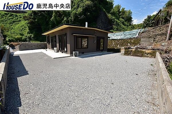 【庭】広々としたお庭付きです！