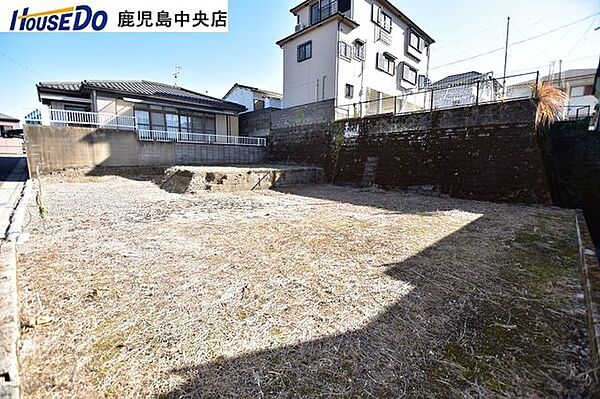 【外観】日当たり良好な敷地です♪
