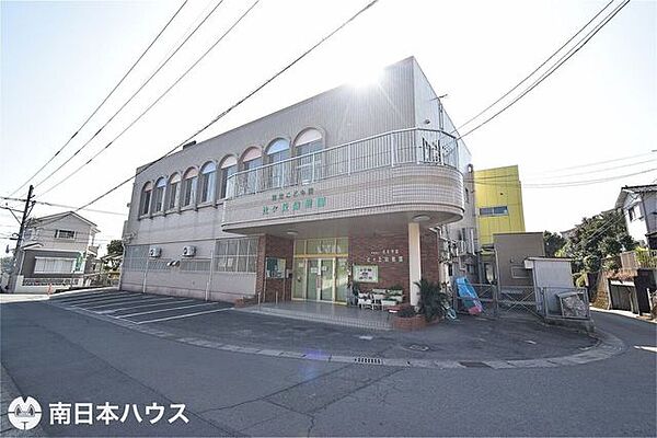 辻ヶ丘幼稚園[辻ヶ丘幼稚園]教育目標心身ともにたくましく遊べる力（生きる力）を持つ子」の育成 630m