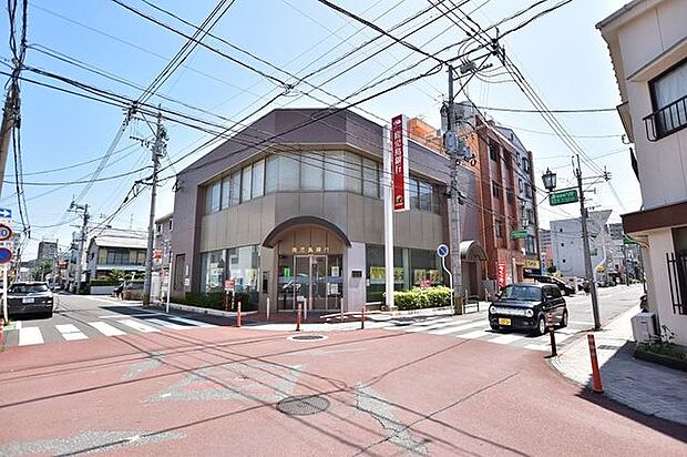 鹿児島銀行西武町支店【鹿児島銀行西武町支店】鹿児島市武1丁目にある銀行です 790m