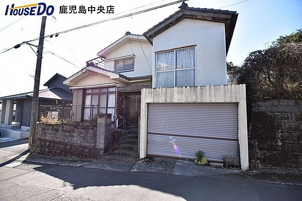 東南角地【敷地面積140.73m2(42.57坪)】建築条件なし！建物解体渡しです♪