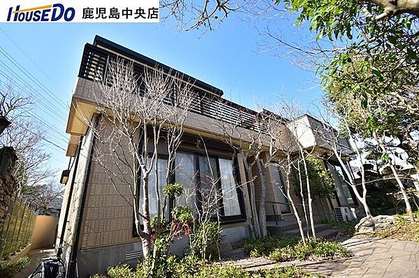 南角地【敷地面積434.97m2(131.57坪)】駐車3台分！即日室内のご見学が可能です♪