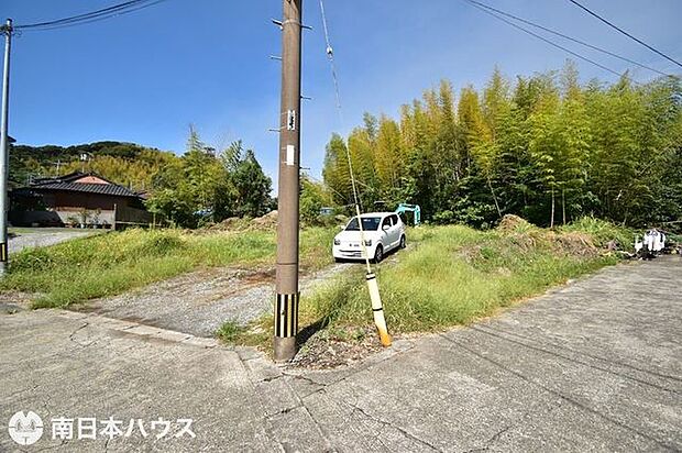 東向き道路【敷地面積546.04m2(165.17坪)】建築条件付き!
