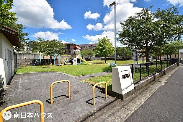永仮公園【永仮公園】鹿児島市宇宿6丁目にある公園です。遊具、トイレあり 370m