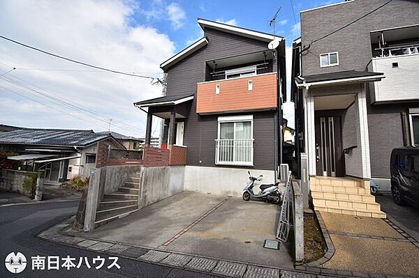 南西角地【敷地面積114.55m2(34.65坪)】駐車2台分！