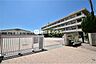 周辺：草牟田小学校【鹿児島市立草牟田小学校】は、城山2丁目に位置する1924年創立の小学校です。令和3年度の生徒数は482人で、20クラスあります。 480m
