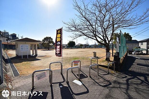 西紫原台公園【西紫原台公園】鹿児島市紫原5丁目にある公園です広場、遊具、トイレあり 170m