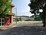 周辺：清水小学校【鹿児島市立清水小学校】は、清水町に位置する1912年創立の小学校です。令和3年度の生徒数は522人で、22クラスあります。校訓は「かしこく　やさしく　たくましく」です。 1460m