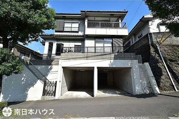 西向き道路【敷地面積128.89m2(38.98坪)】駐車2台！即日内覧可能です♪