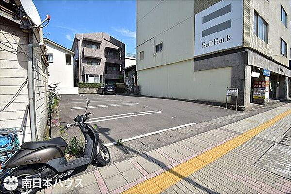 西向き道路【敷地面積186.06m2(56.28坪)】建築条件なし！商業地域の売り土地！