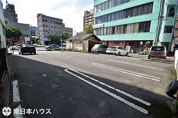 【外観】敷地内より撮影