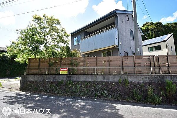 【外観】令和7年6月21日　撮影南向きで日当り良好なお家です！
