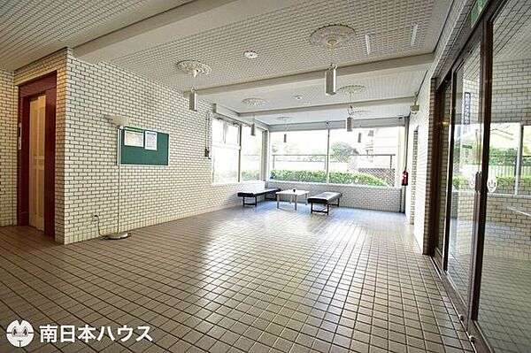 【ライオンズマンション天文館のロビー】