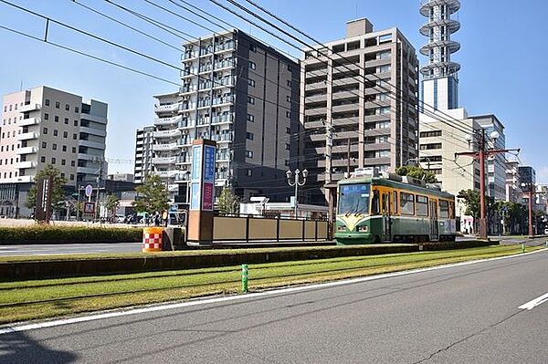 市電/甲東中学校前電停【市電/甲東中学校前電停】鹿児島市加治屋町、樋之口町にある鹿児島市電の電停です。 200m