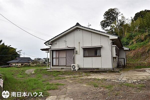 【外観】令和7年10月21日　撮影