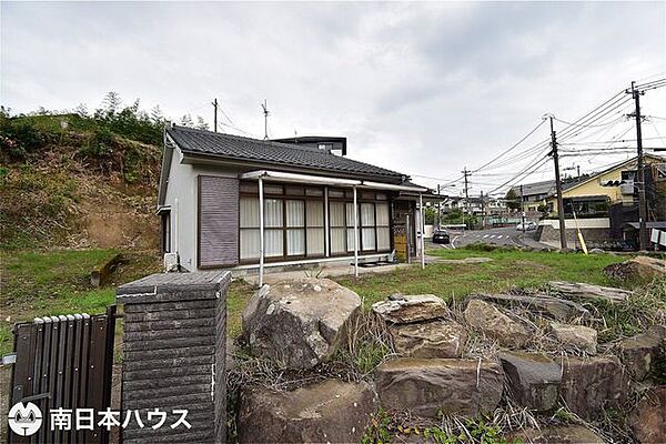 【外観】令和7年10月21日　撮影