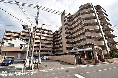 外観:【朝日プラザ田上】8階建ての5階部分のお部屋です!12月中旬ごろから内覧可能になります♪ 外観:【朝日プラザ田上】8階建ての5階部分のお部屋です!12月中旬ごろから内覧可能になります♪