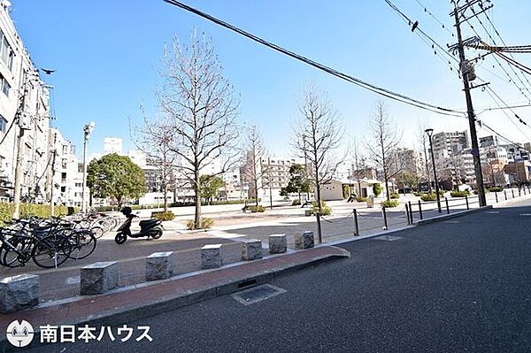 【天文館公園】鹿児島市千日町にある公園ですトイレ、遊具、広場、野外ステージあり 530m