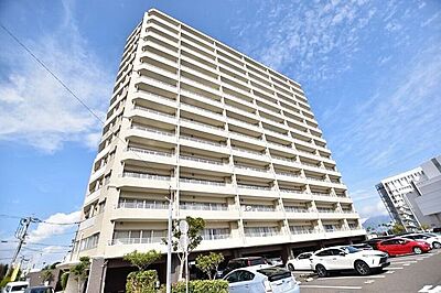 外観:【Fステージ県庁南】15階建ての12階部分の角部屋です!空き物件につき即日ご内覧可能♪ 外観:【Fステージ県庁南】15階建ての12階部分の角部屋です!空き物件につき即日ご内覧可能♪