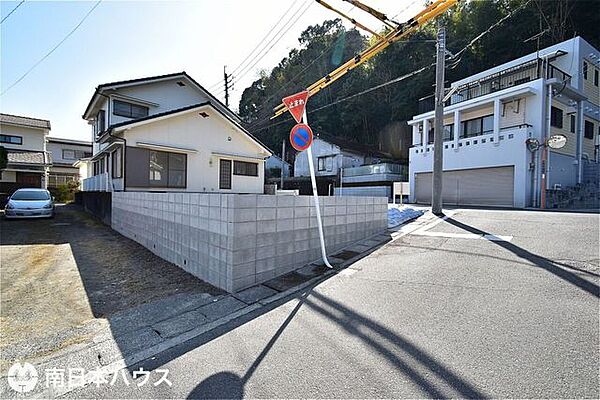 【外観】令和8年2月13日　撮影西側には歩道部分もあります！