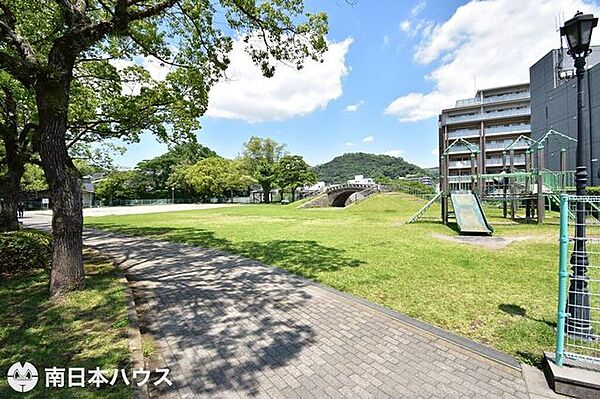 【若宮公園】鹿児島市池之上町にある公園です遊具、広場、トイレあり 850m