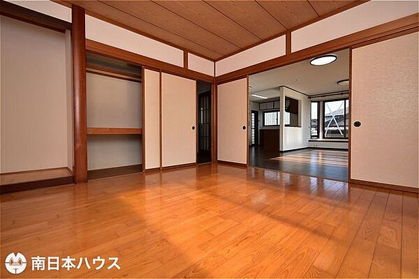 洋室