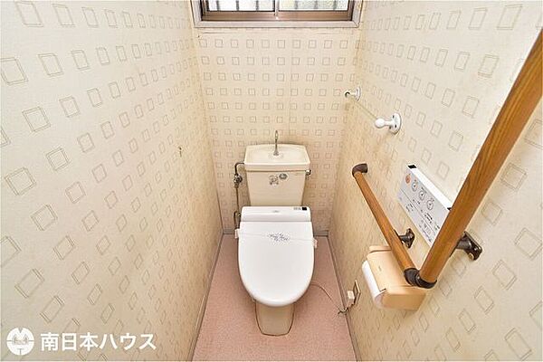 【トイレ】温水洗浄便座機能付きのトイレです！